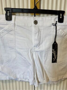 White Women's Cargo Shorts